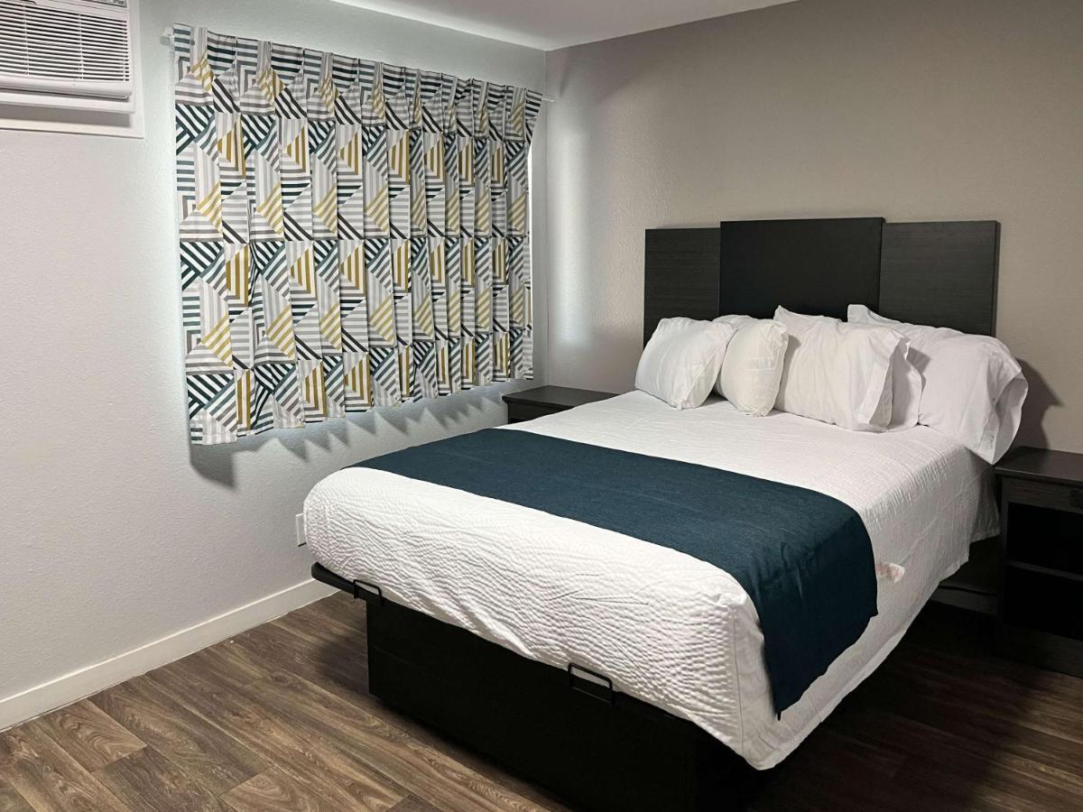 Motel 6 Las Vegas Nv Downtown Fremont St Экстерьер фото