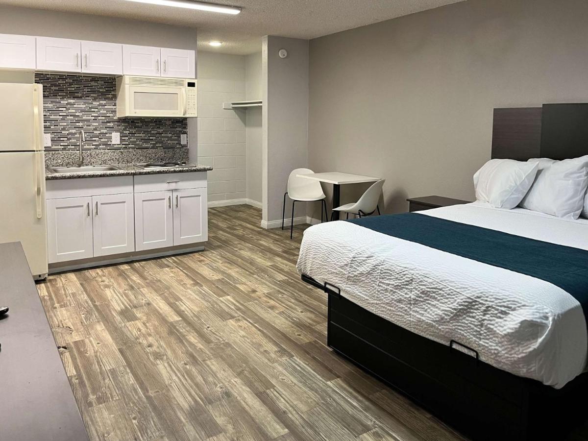 Motel 6 Las Vegas Nv Downtown Fremont St Экстерьер фото