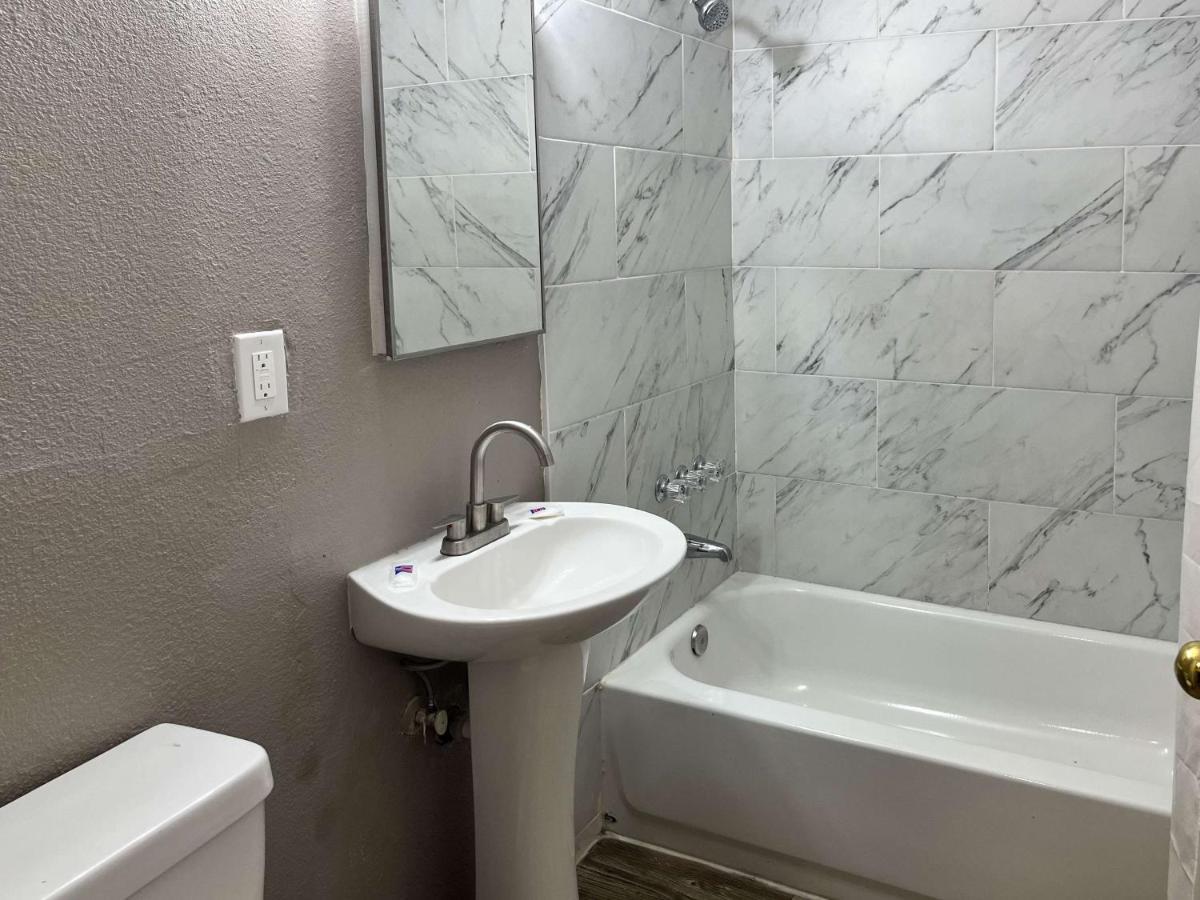 Motel 6 Las Vegas Nv Downtown Fremont St Экстерьер фото