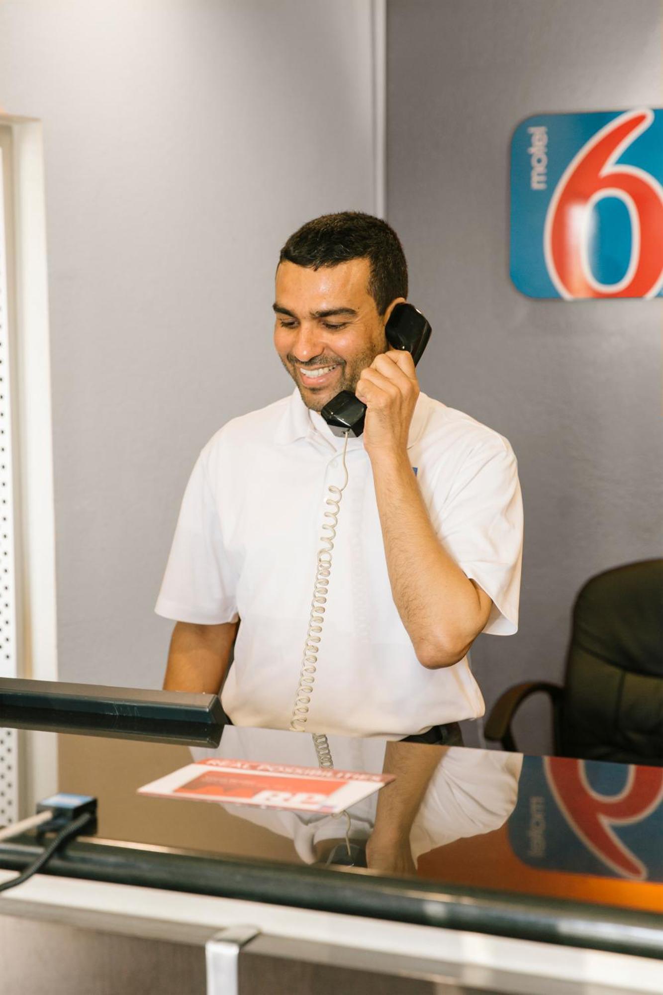 Motel 6 Las Vegas Nv Downtown Fremont St Экстерьер фото